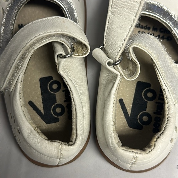 See Kai Run - White and Silver Dress Shoes with Mary Jane Style - Picture 6 of 6